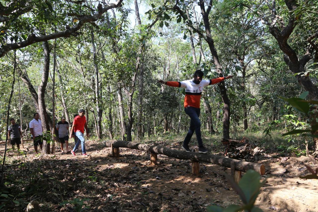 Captain's Camp * Sirsi